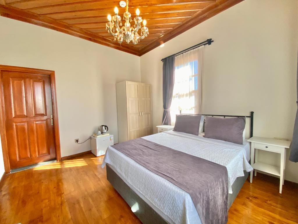 Necip Bey Konagi Antália Exterior foto
